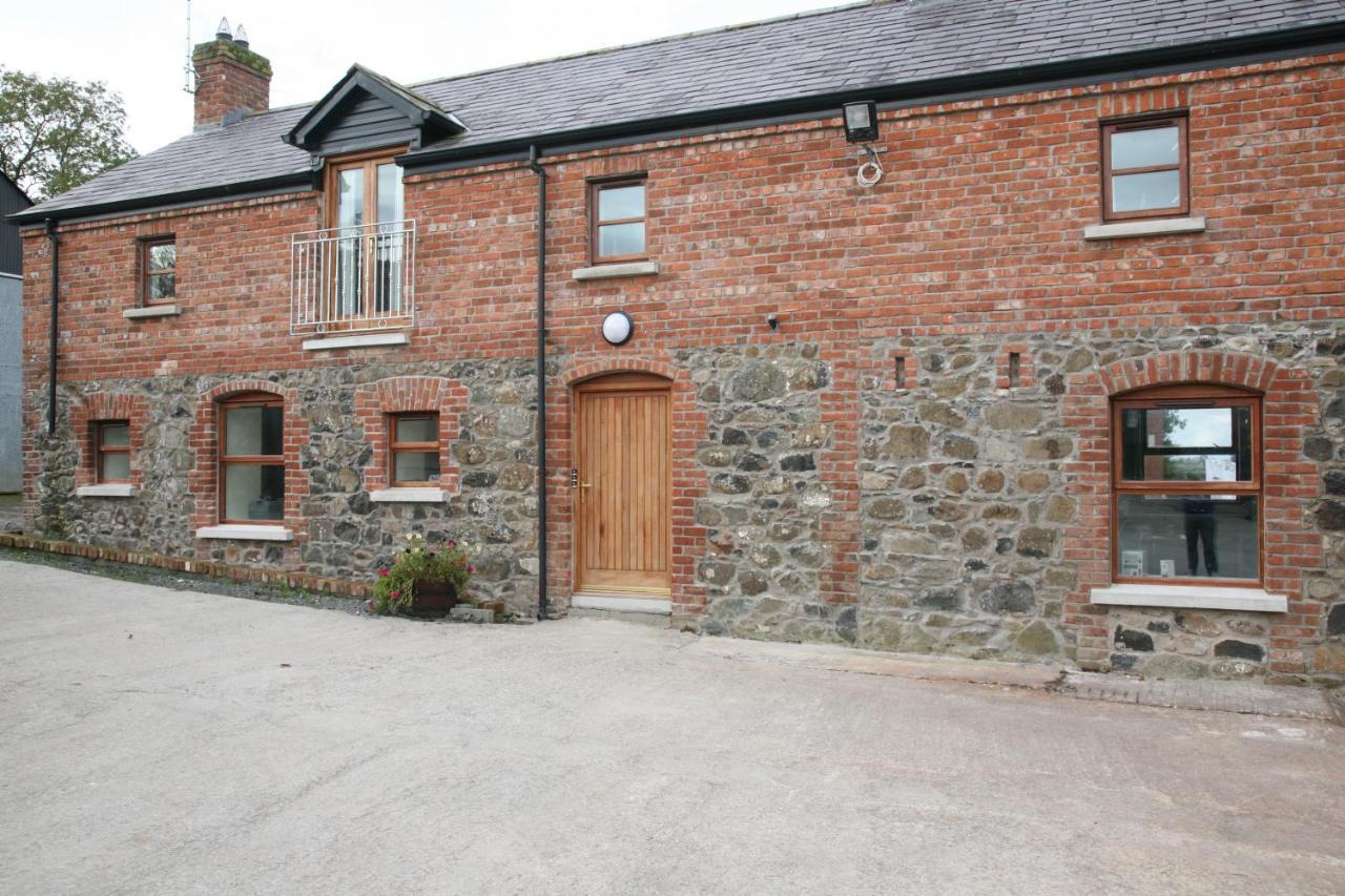 The Stables Apartments Donaghcloney Exterior foto